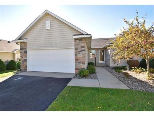 2207 14th St, Faribault, MN 55021-2511