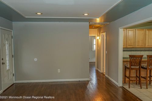 461 Newport Rd, Lacey, NJ 08731-4809