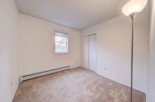 75 Sackett Lake Rd, Monticello NY  12701-4514 exterior