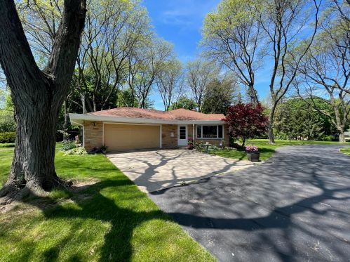 8201 Edgerton Ave, Greendale, WI 53129-1023