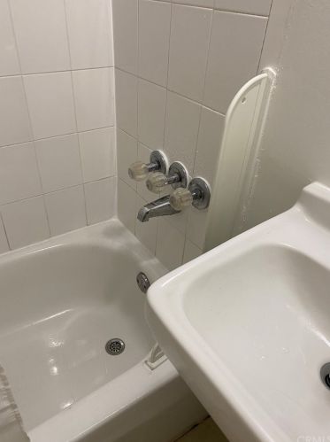 7822 Bell Gardens Ave, Bell CA  90201-5407 exterior