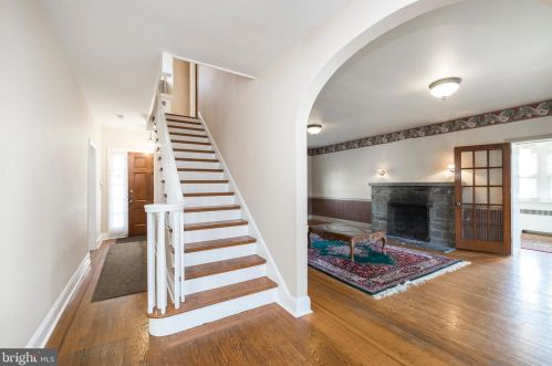 711 Marshall St, Norristown PA 19401-4113 exterior