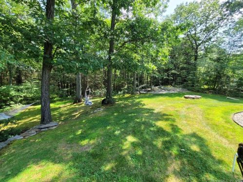 563 Cedar Mountain Rd, Litchfield CT  06787-2060 exterior