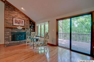 10004 Covington Dr, Huntsville, AL 35803-1692