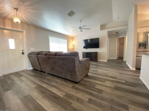 4328 6th Ave, Cape Coral FL  33914-7506 exterior