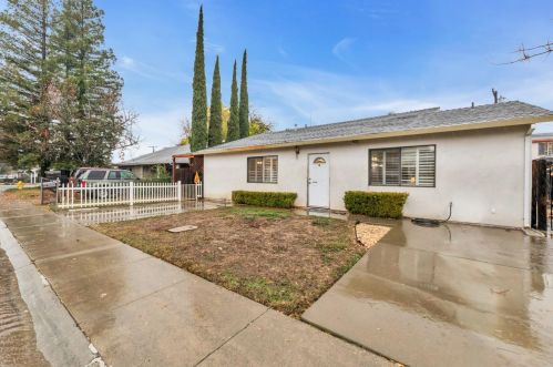 215 Olive St, Wheatland, CA 95692-9249