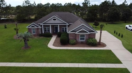 82 Double Eagle Ct, Freeport, FL 32439-6244