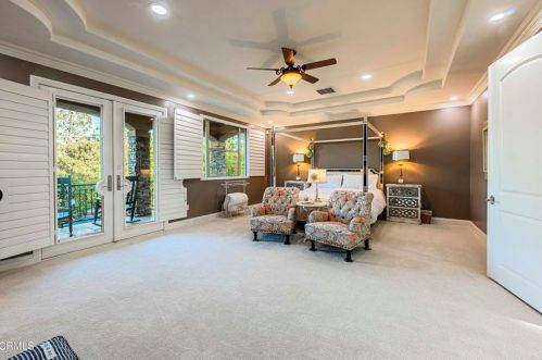 840 Fairway Dr, Bakersfield CA 93309-2416 exterior