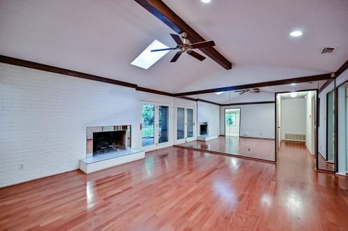 5662 Vega Dr, Fort Worth TX  76133-2962 exterior