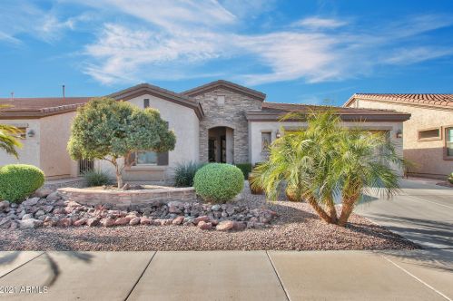 4523 Rakestraw Ln, Gilbert, AZ 85298-4650