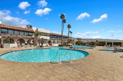 64451 Brae Burn Ave, Desert Hot Springs CA  92240-1240 exterior