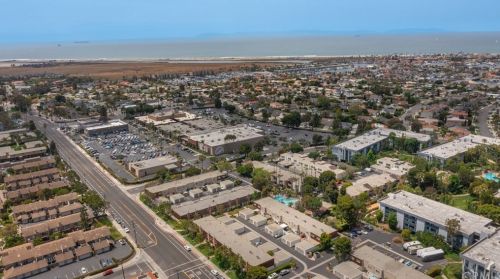 16711 Algonquin St, Huntington Beach CA 92649-3803 exterior