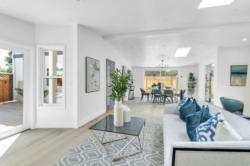 330 Anna Ave, Mountain View CA  94043-4104 exterior