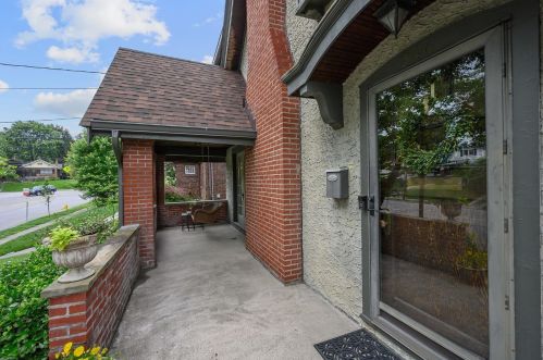 3616 Erie Ave, Cincinnati, OH 45208-1928