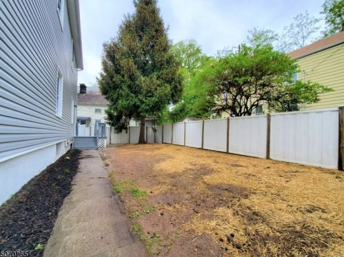 45 Emerson Ave, Rahway NJ  07065-3915 exterior