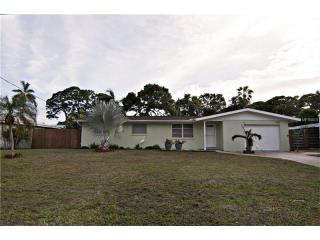 3310 Savage Rd, Sarasota, FL 34231-8228