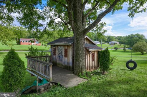1109 Upper Van Reed Rd, Dauberville PA  19533-9342 exterior