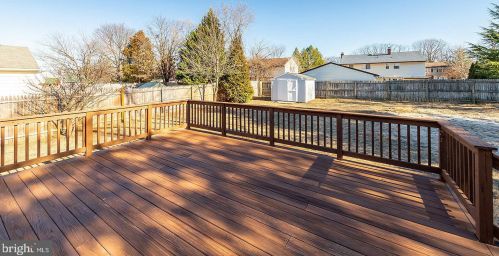 7 Nassau Ave, West Deptford NJ  08066-1120 exterior