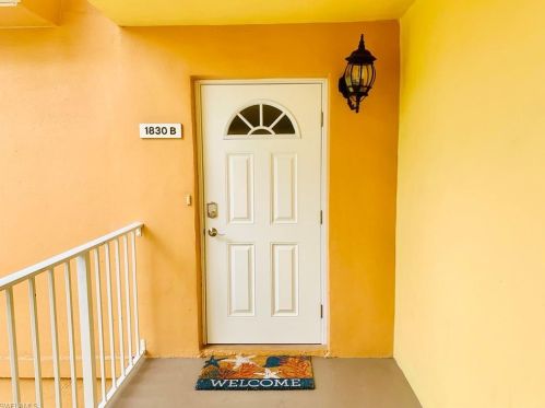 1830 Bald Eagle Dr, Naples FL  34105-2962 exterior