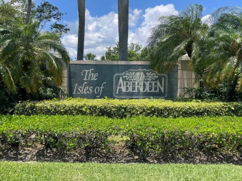 6303 Long Key Ln, Boynton Beach, FL 33472-2375