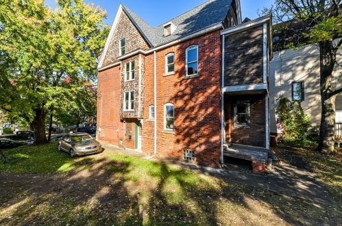 3224 Dawson St, Pittsburgh PA 15213-4536 exterior