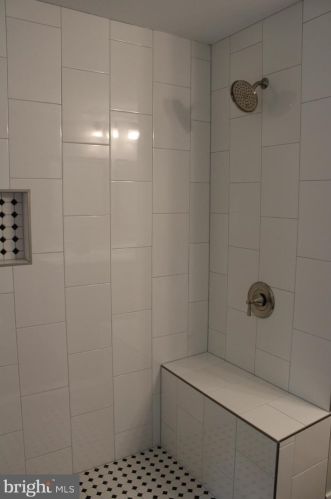 9085 James Madison Pkwy, Owens VA  22485-4903 exterior