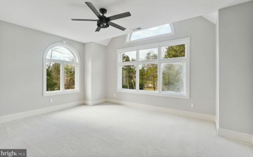 209 River Bend Rd, Great Falls VA  22066-4141 exterior