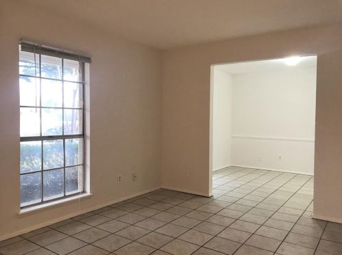 1502 Spring Creek Pkwy, Plano TX  75023-4325 exterior