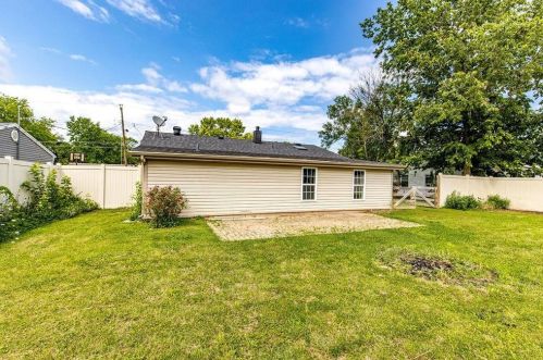138 Flintstone Dr, New Haven OH  45030-1413 exterior