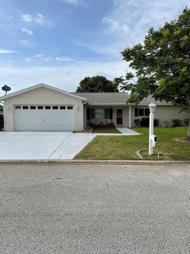 10776 174th Loop, Summerfield, FL 34491-8949