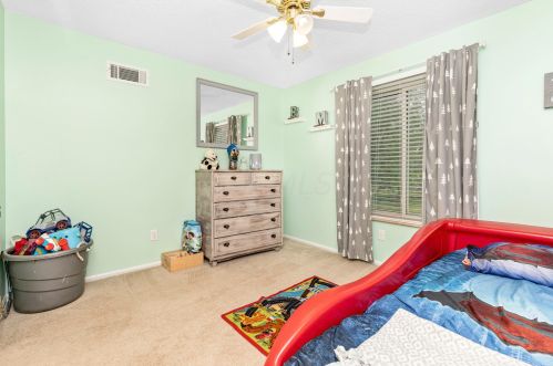 5352 Sandpiper Dr, Orient OH  43146-9228 exterior