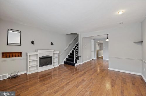 520 Woodland Ave, Cheltenham, PA 19012-2120