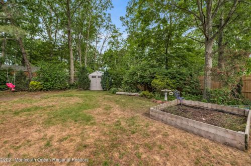 10 Sanford Rd, Bricktown NJ  08724-7134 exterior