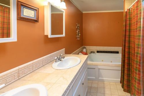 539 Cornwall Bridge Rd, West Woods CT  06069-2525 exterior