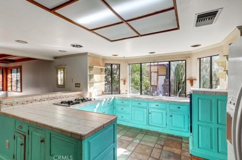 3707 Linwood Pl, Riverside CA 92506-1815 exterior