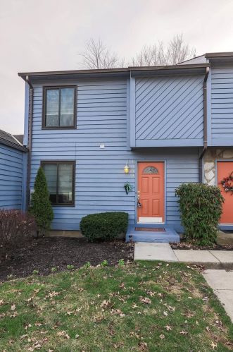 1059 Crisfield Dr, Cincinnati, OH 45245-1556