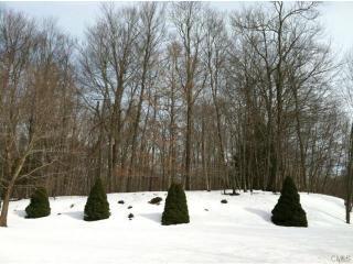 6 Split Rock Rd, Newtown, CT 06470-2455