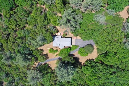 19221 Wolf Creek Rd, Grass Valley CA  95949-6913 exterior