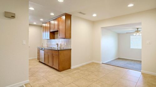 209 Prospect St, Ripon CA  95366-2018 exterior