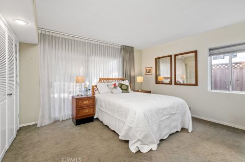 3870 Carpenter Ave, North Hollywood CA  91604-3729 exterior