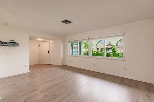 3749 6th Ave, Cape Coral FL  33904-5204 exterior