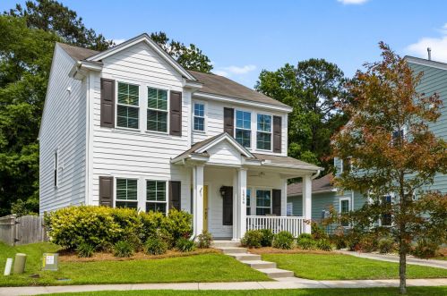 1654 Sparkleberry Ln, Johns Island SC  29455-3814 exterior