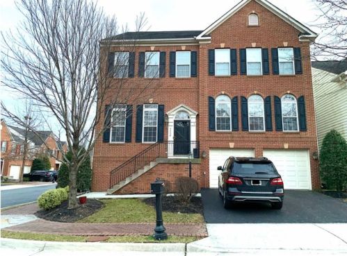 9958 Hill Dr, Lorton, VA 22079-2430