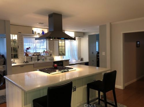 5929 Harco St, Long Beach, CA 90808-2115