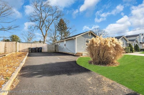 1314 Squirrel Rd, Belmar, NJ 07719-4057