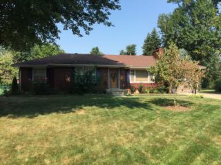 9814 Fireside Dr, Louisville KY  40272-2706 exterior