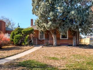 2655 Steele St, Denver CO  80205-4847 exterior