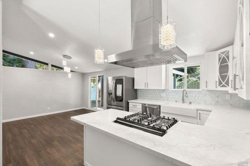 40000 Gualala Ct, The Sea Ranch CA  95445-9533 exterior