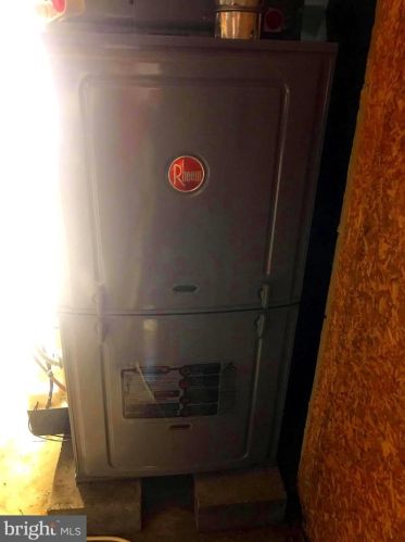 5022 River Rd, Camden NJ  08110-2843 exterior