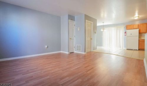 174 Clinton St, East Orange, NJ 07018-3040